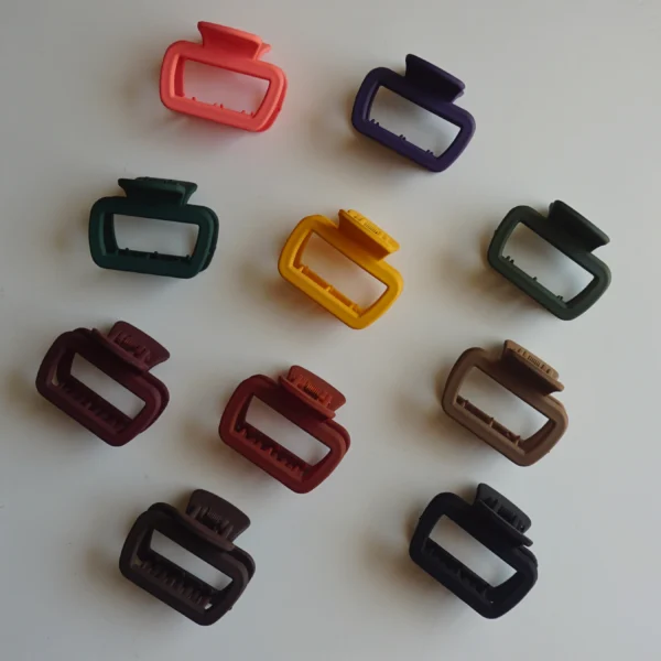 Korean-matte-hair-claw-clips-online-india-4