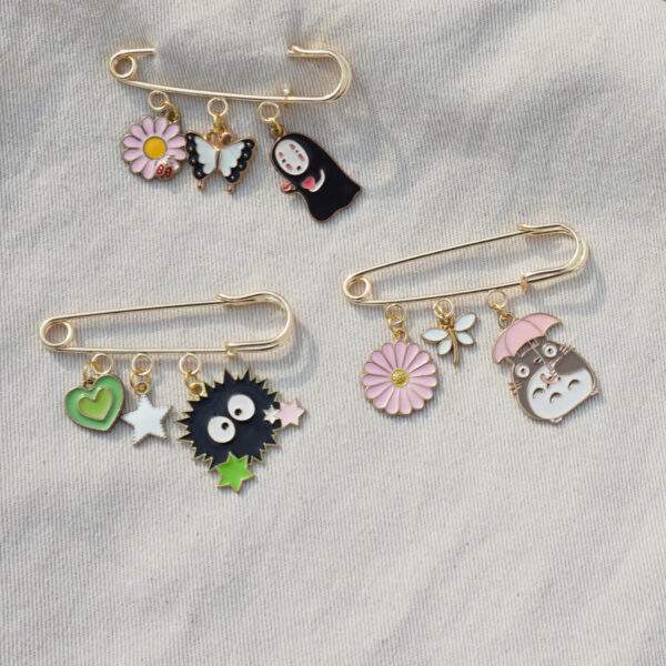 Ghibli-Spirited-Away-brooch-pins-online-india