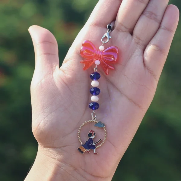 Kiki-Delivery-Phone-charms