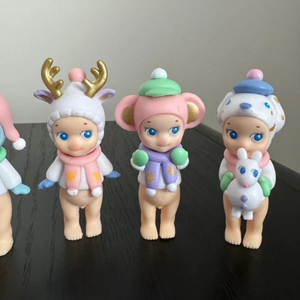 Sonny-Angel-Winter-Wonderland-figures-india-5