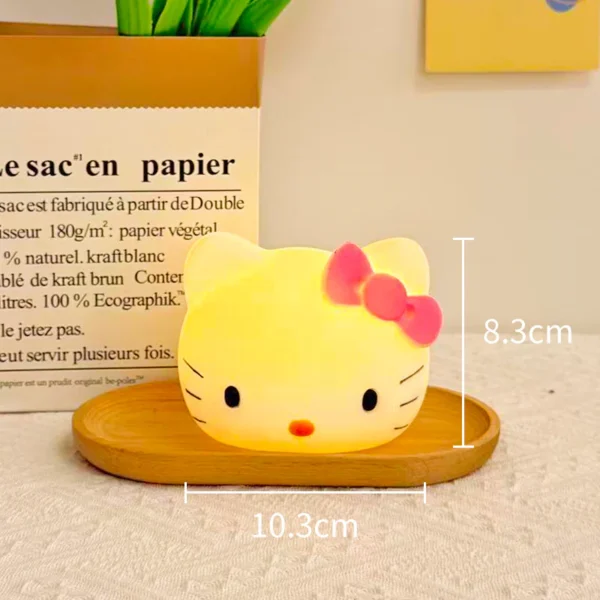 Hello-Kitty-Lamp-Gift-Hamper