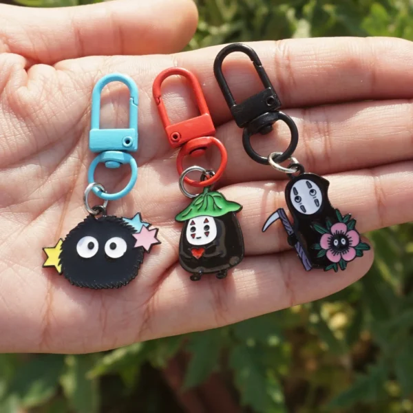 No-face-soot-sprites-ghibli-keychains-india