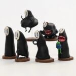 No-Face-Figures-online-india-5